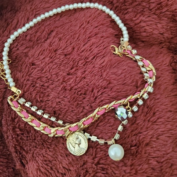 Faux Pearl Multi-Layered Eiffel Tower Bracelet - Picture 4 of 4